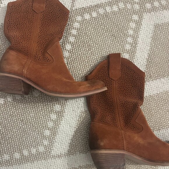 BCBGeneration Tan Suede Western Ankle Boots - Picture 1 of 6
